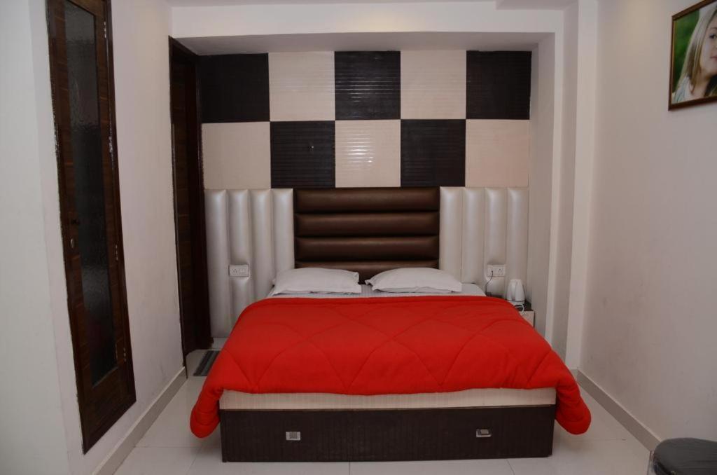 Hotel Robin Inn أمريتسار المظهر الخارجي الصورة