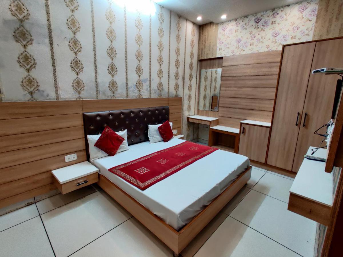 Hotel Robin Inn أمريتسار المظهر الخارجي الصورة