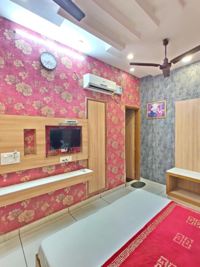 Hotel Robin Inn أمريتسار المظهر الخارجي الصورة