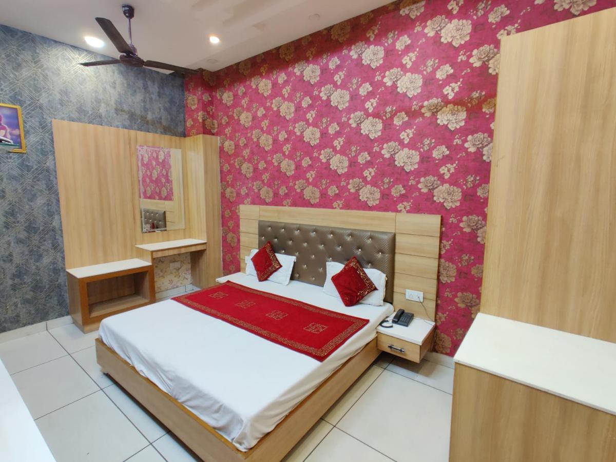 Hotel Robin Inn أمريتسار المظهر الخارجي الصورة