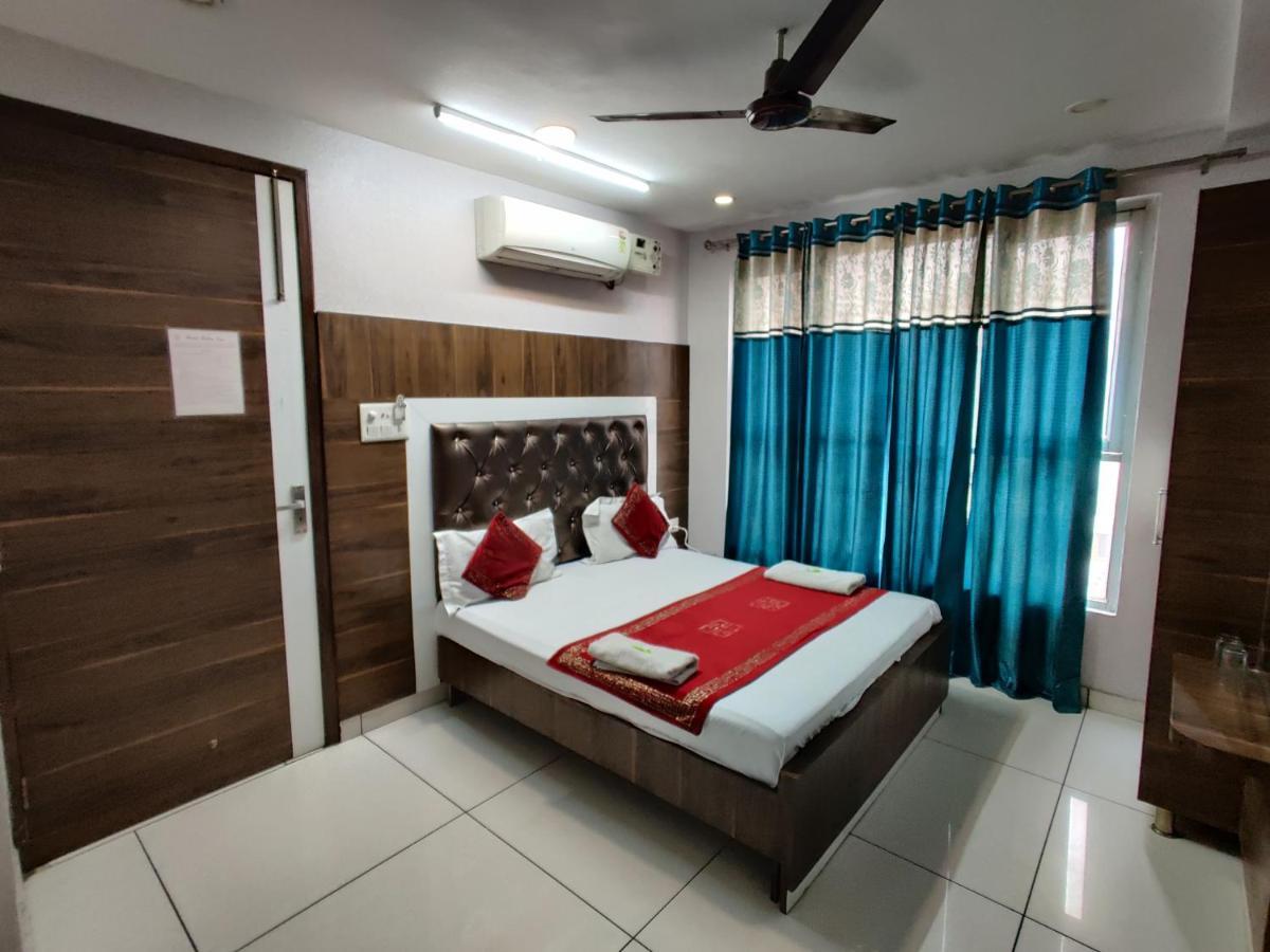 Hotel Robin Inn أمريتسار المظهر الخارجي الصورة