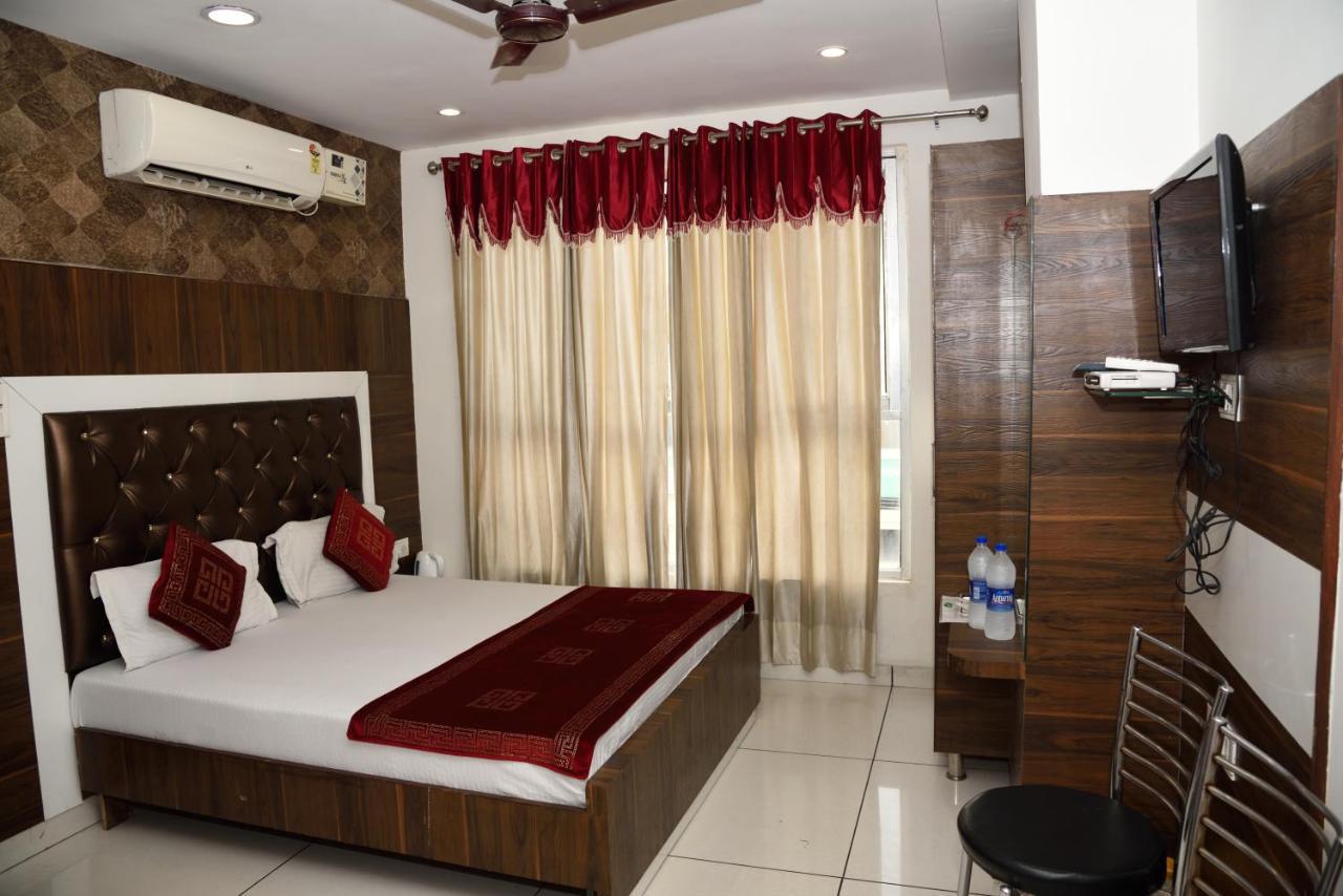 Hotel Robin Inn أمريتسار المظهر الخارجي الصورة