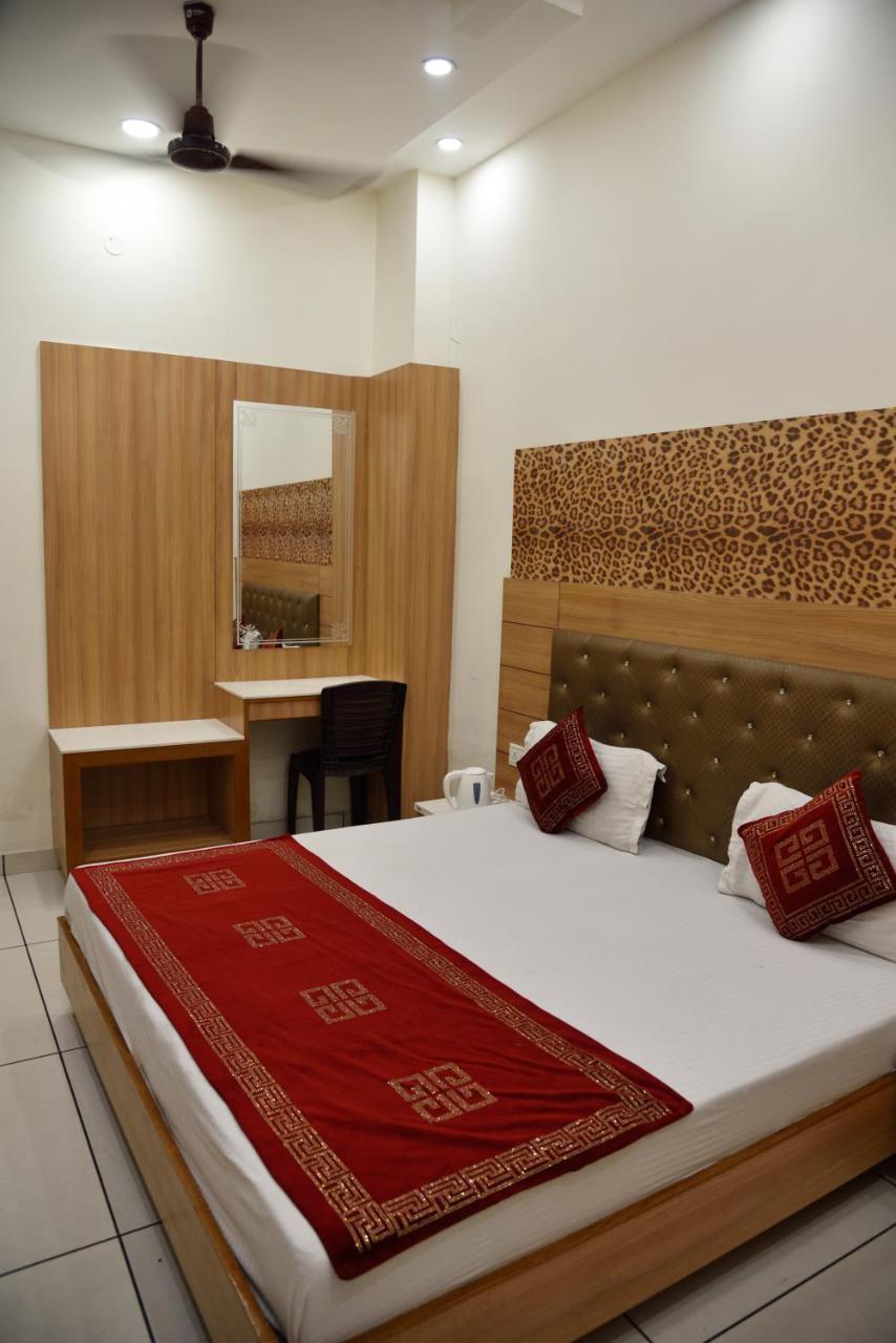 Hotel Robin Inn أمريتسار المظهر الخارجي الصورة