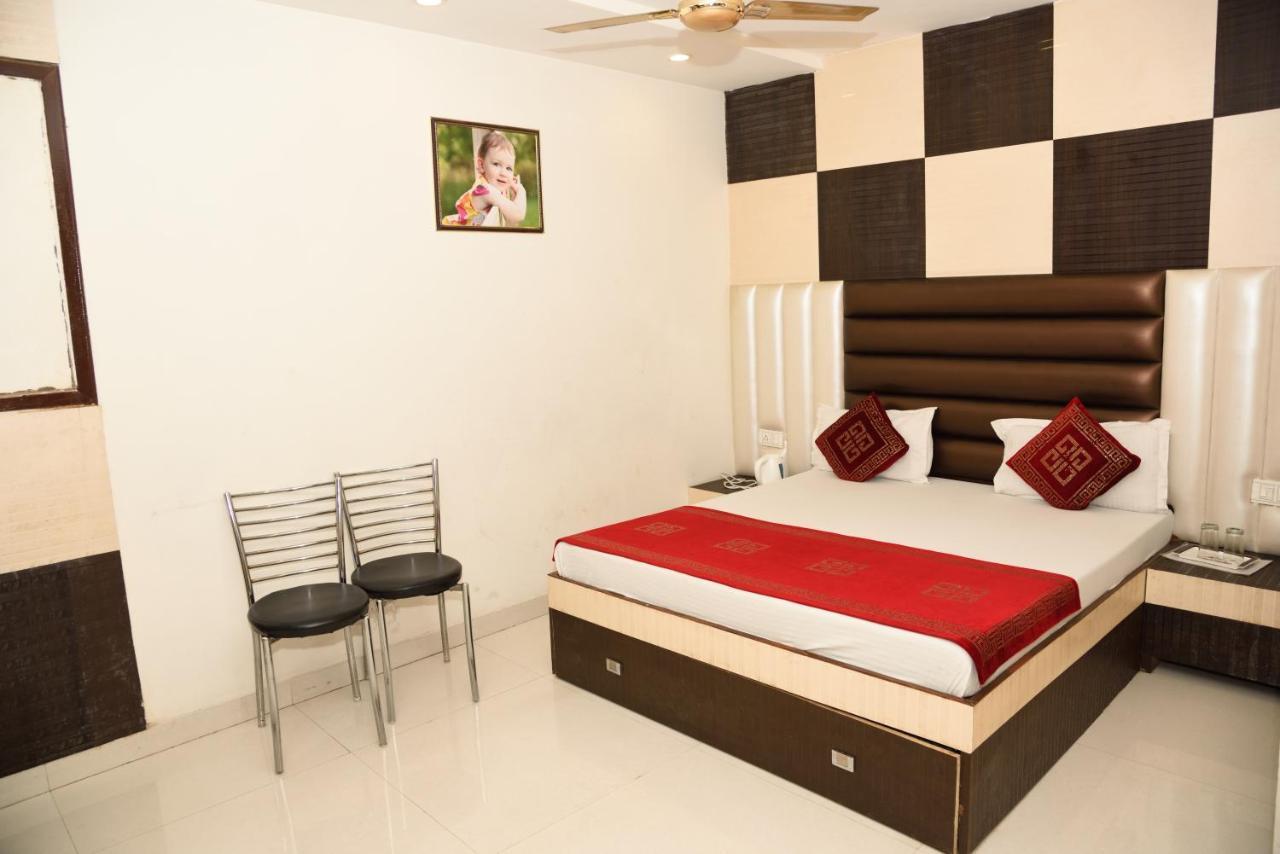 Hotel Robin Inn أمريتسار المظهر الخارجي الصورة